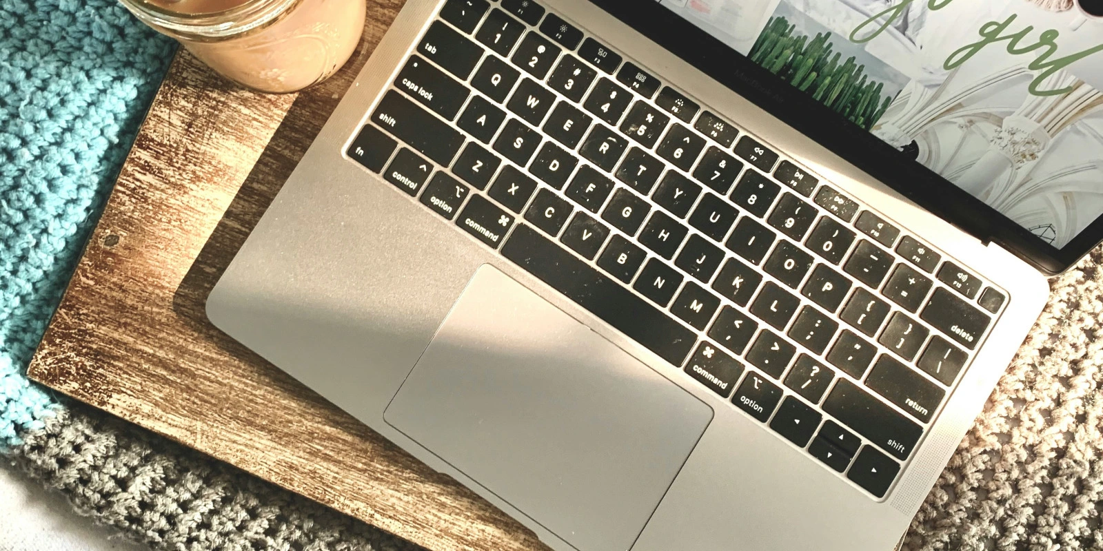 Le LOGO de l'IUT Nîmes : Signification et Histoire